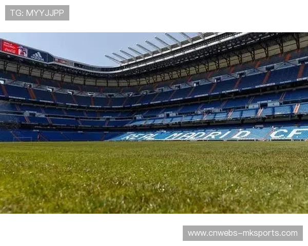 伯纳乌球场改造工程竣工，可伸缩草坪技术首次亮相