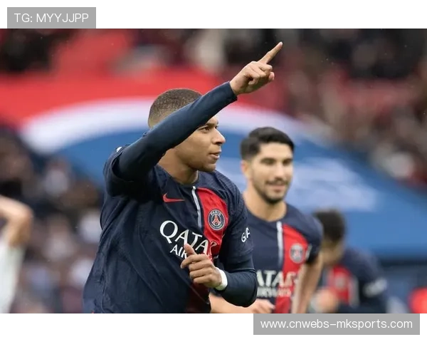 巴黎圣日耳曼2-1客胜斯特拉斯堡，十人作战守住六连胜登顶优势